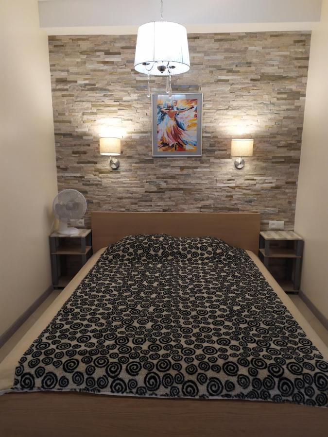 Inn Orlando Адехе Екстериор снимка